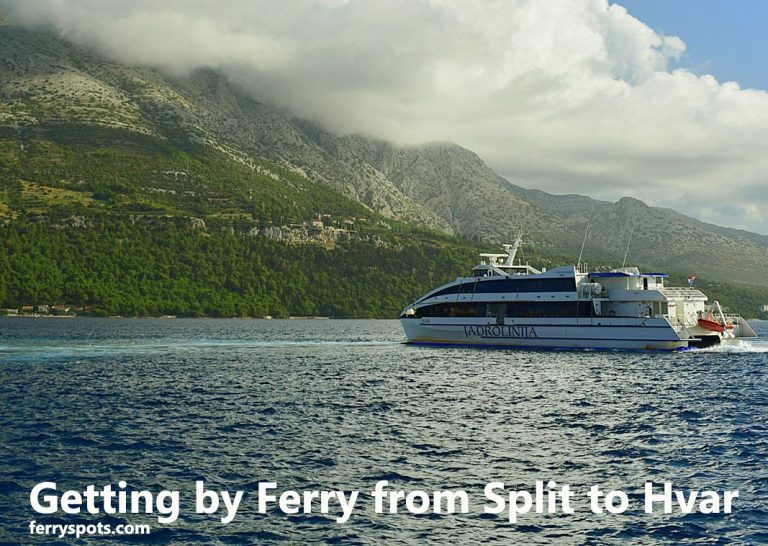 catamaran ferry hvar